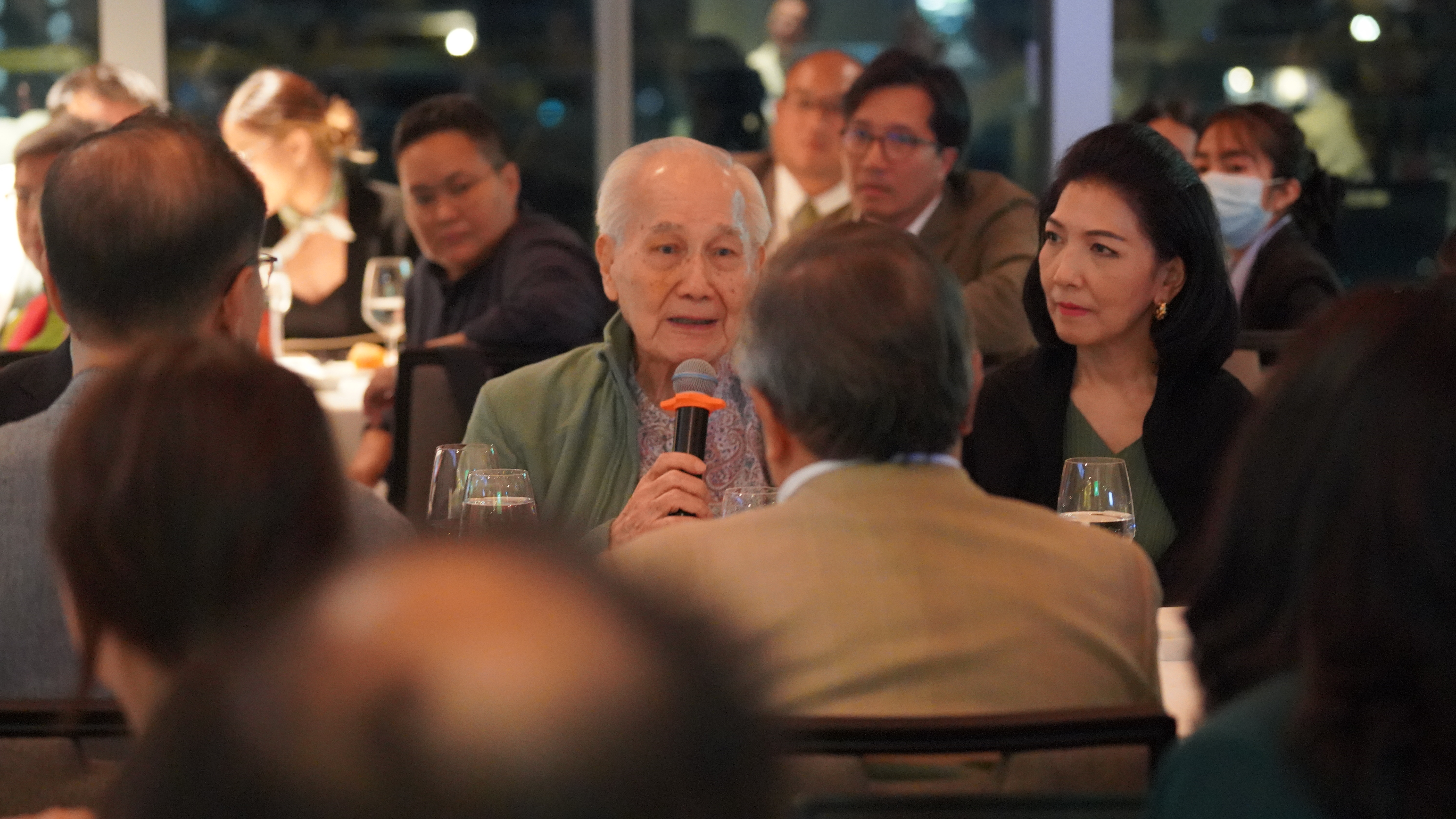 ภาพประกอบ